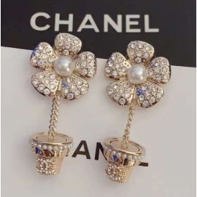 2023 C 18K Gold Camellia Earrings B096009